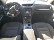 ✅ 2016 Chevrolet Traverse LT • VIN: 1GNKVGKD0GJ250885 • Lot: 86483215. Wystawiony na Copart z przebiegiem 145 533 mil. Bezpłatny archiwum sprzedaży aukcyjnych z USA i szczegółowy raport historii pojazdu na DreamBid. Zdjęcie 8.