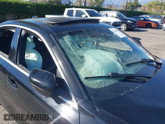 ✅ 2020 BMW 3 Series 330i • VIN: 3MW5R1J05L8B18956 • Лот: 43548912. Опубликован ранее на IAAI с пробегом Не указан. Бесплатный доступ к архиву аукционных продаж из США и подробный отчёт об истории автомобиля на DreamBid. Изображение 17.