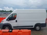 ✅ 2018 Ram ProMaster Cargo • VIN: 3C6TRVBG9JE120938 • Lot: 42863171. Listed on IAAI with 182,015 mi. Free auction sales archive from the USA and detailed vehicle history report at DreamBid. Image 14.