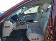 ✅ 2015 Hyundai Genesis 3.8L • VIN: KMHGN4JE1FU090080 • Lot: 46798395. Wystawiony na Copart z przebiegiem 58 749 mil. Bezpłatny archiwum sprzedaży aukcyjnych z USA i szczegółowy raport historii pojazdu na DreamBid. Zdjęcie 7.