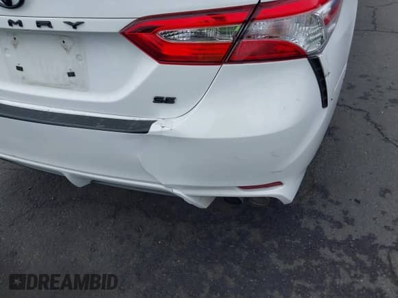 2020 Toyota Camry SE с VIN 4T1M11AK0LU912835, выставлен на аукционе IAAI как лот 43251116 с пробегом 107 726 миль миль и . История ставок и продаж доступна на DreamBid. Изображение 18.