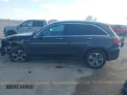 ✅ 2020 Mercedes-Benz GLC 300 • VIN: WDC0G8EB2LF705947 • Лот: 43405932. Опубликован ранее на IAAI с пробегом 52 230 миль. Бесплатный доступ к архиву аукционных продаж из США и подробный отчёт об истории автомобиля на DreamBid. Изображение 14.