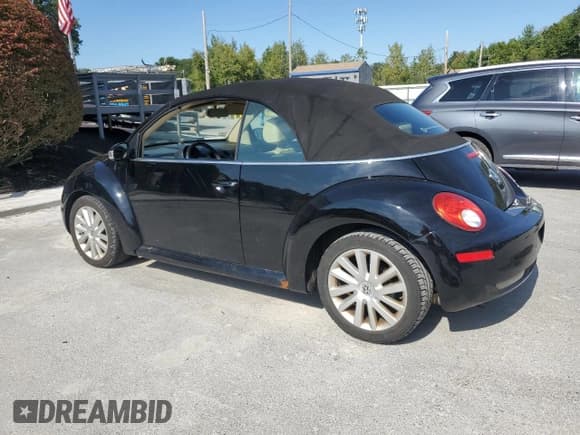 ✅ 2010 Volkswagen Beetle • VIN: 3VWRG3AL8AM009568 • Lot: 80439235. Wystawiony na Copart z przebiegiem 82 384 mil. Bezpłatny archiwum sprzedaży aukcyjnych z USA i szczegółowy raport historii pojazdu na DreamBid. Zdjęcie 2.