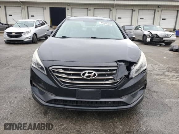 ✅ 2016 Hyundai Sonata Sport • VIN: 5NPE34AF9GH267125 • Lot: 89661705. Listed on Copart with 147,304 mi. Free auction sales archive from the USA and detailed vehicle history report at DreamBid. Image 5.
