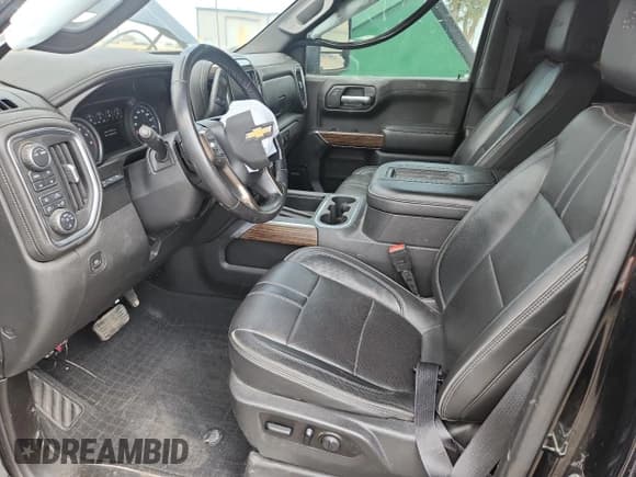 ✅ 2021 Chevrolet Silverado 1500 High Country • VIN: 3GCUYHED1MG235562 • Lot: 69134435. Wystawiony na Copart z przebiegiem 83 817 mil. Bezpłatny archiwum sprzedaży aukcyjnych z USA i szczegółowy raport historii pojazdu na DreamBid. Zdjęcie 7.