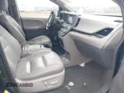 ✅ 2019 Toyota Sienna Limited Premium • VIN: 5TDYZ3DC9KS986613 • Лот: 43707873. Опубликован ранее на IAAI с пробегом 83 085 миль. Бесплатный доступ к архиву аукционных продаж из США и подробный отчёт об истории автомобиля на DreamBid. Изображение 5.