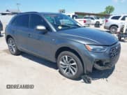 ✅ 2024 Audi Q5 S line Premium • VIN: WA1GAAFY8R2118047 • Лот: 42238627. Опубликован ранее на IAAI с пробегом 7 855 миль. Бесплатный доступ к архиву аукционных продаж из США и подробный отчёт об истории автомобиля на DreamBid. Изображение 1.