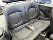 ✅ 2017 MINI Convertible Cooper • VIN: WMWWG5C34H3C99916 • Лот: 70435895. Опубликован ранее на Copart с пробегом 56 821 миль. Бесплатный доступ к архиву аукционных продаж из США и подробный отчёт об истории автомобиля на DreamBid. Изображение 10.