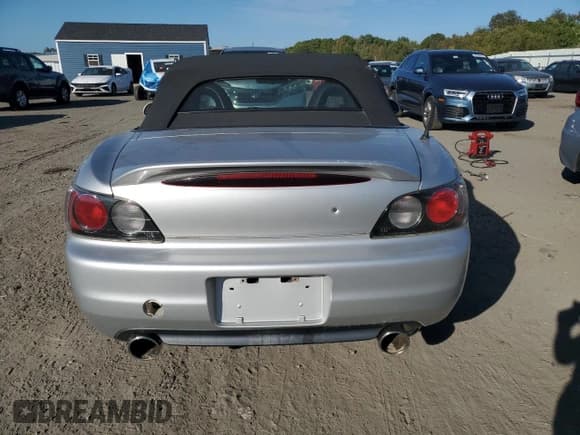 ✅ 2002 Honda S2000 • VIN: JHMAP114X2T007366 • Lot: 84370215. Listed on Copart with 138,263 mi. Free auction sales archive from the USA and detailed vehicle history report at DreamBid. Image 6.