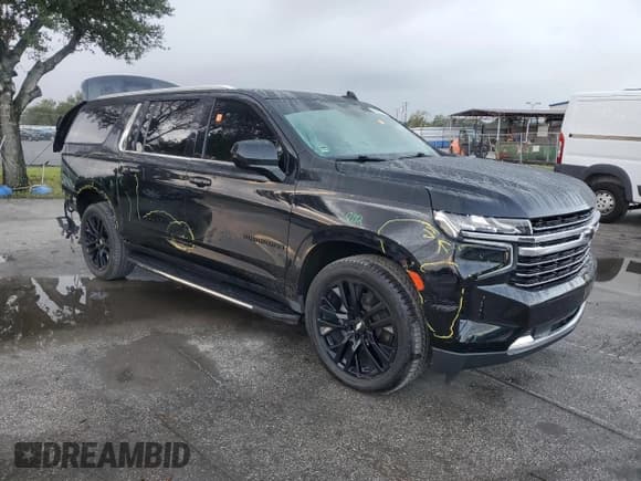 ✅ 2021 Chevrolet Suburban LT • VIN: 1GNSCCKD1MR403009 • Lot: 85501145. Listed on Copart with 68,793 mi. Free auction sales archive from the USA and detailed vehicle history report at DreamBid. Image 4.