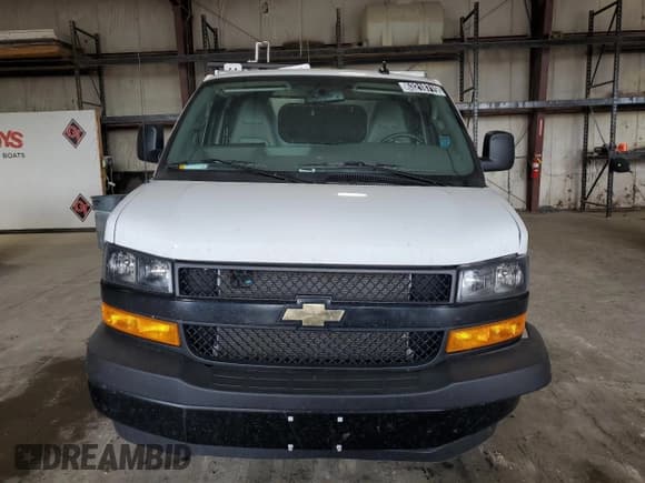 ✅ 2024 Chevrolet Express Cargo • VIN: 1GCWGAFP2R1174904 • Lot: 63218715. Listed on Copart with 20,859 mi. Free auction sales archive from the USA and detailed vehicle history report at DreamBid. Image 5.