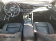 ✅ 2019 Alfa Romeo Giulia • VIN: ZARFANAN7K7622769 • Lot: 80863775. Wystawiony na Copart z przebiegiem 43 897 mil. Bezpłatny archiwum sprzedaży aukcyjnych z USA i szczegółowy raport historii pojazdu na DreamBid. Zdjęcie 8.