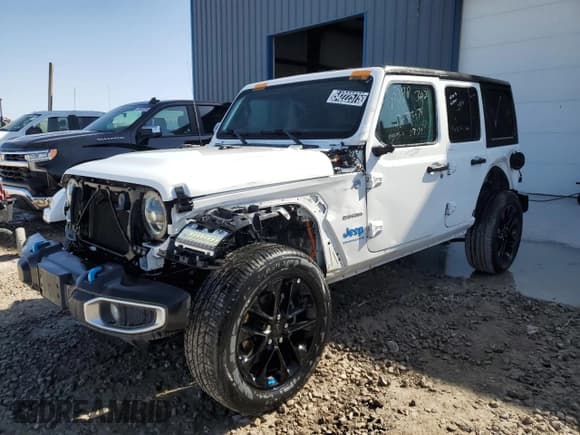 ✅ 2023 Jeep Wrangler Sahara • VIN: 1C4JJXP6XPW696247 • Lot: 54222575. Listed on Copart with 39,797 mi. Free auction sales archive from the USA and detailed vehicle history report at DreamBid. Image 1.