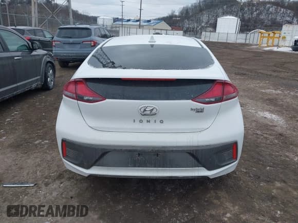 ✅ 2021 Hyundai Ioniq Blue • VIN: KMHC65LC5MU252688 • Lot: 41649851. Wystawiony na IAAI z przebiegiem 191 499 mil. Bezpłatny archiwum sprzedaży aukcyjnych z USA i szczegółowy raport historii pojazdu na DreamBid. Zdjęcie 16.