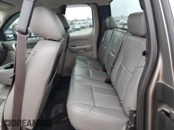 ✅ 2012 Chevrolet Silverado 2500HD Work Truck • VIN: 1GC2KVCG2CZ200144 • Lot: 43999055. Wystawiony na Copart z przebiegiem 150 845 mil. Bezpłatny archiwum sprzedaży aukcyjnych z USA i szczegółowy raport historii pojazdu na DreamBid. Zdjęcie 10.