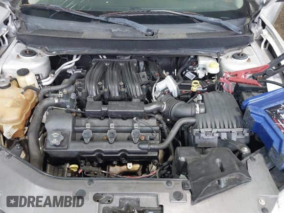 ✅ 2010 Chrysler Sebring Touring • VIN: 1C3BC5EDXAN219212 • Lot: 43192402. Listed on IAAI with 113,520 mi. Free auction sales archive from the USA and detailed vehicle history report at DreamBid. Image 10.