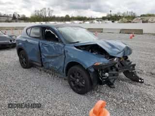 2024 Dodge Hornet GT Plus z VIN ZACNDFBN4R3A17792, wystawiony jako Copart lot #54764895 z przebiegiem 24 041 mil mil oraz Szkoda całkowita • Salvage title. Historia ofert i sprzedaży dostępna na DreamBid. Obrazek 4.