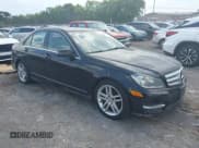 ✅ 2012 Mercedes-Benz C 300 Sport • VIN: WDDGF8BB6CR192668 • Lot: 42969926. Wystawiony na IAAI z przebiegiem 171 175 mil. Bezpłatny archiwum sprzedaży aukcyjnych z USA i szczegółowy raport historii pojazdu na DreamBid. Zdjęcie 1.