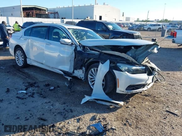 ✅ 2017 BMW 7 Series 740i • VIN: WBA7E2C53HG740001 • Lot: 43557725. Listed on IAAI with 130,473 mi. Free auction sales archive from the USA and detailed vehicle history report at DreamBid. Image 1.