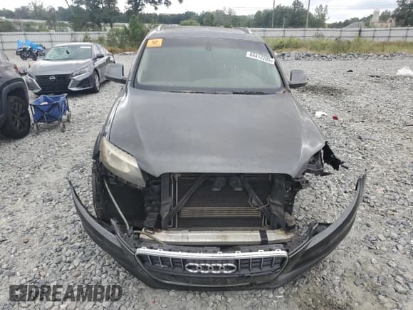 ✅ 2010 Audi Q7 • VIN: WA1MYAFE2AD003568 • Lot: 84412205. Listed on Copart with Not provided. Free auction sales archive from the USA and detailed vehicle history report at DreamBid. Image 5.