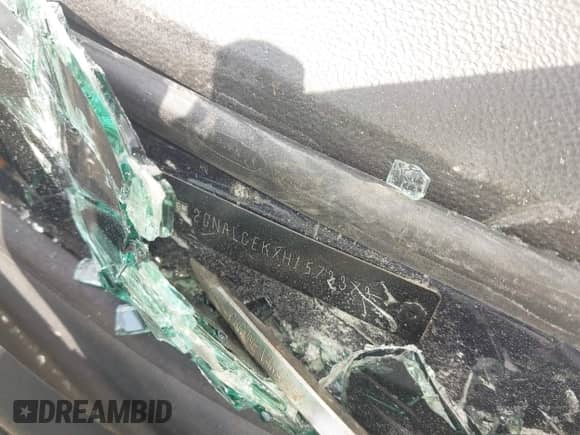 2017 Chevrolet Equinox LT с VIN 2GNALCEKXH1573373, выставлен на аукционе IAAI как лот 42735878 с пробегом 124 530 миль миль и . История ставок и продаж доступна на DreamBid. Изображение 9.