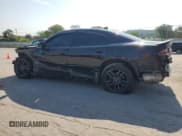 ✅ 2019 Dodge Charger SXT • VIN: 2C3CDXJGXKH710791 • Lot: 63232805. Wystawiony na Copart z przebiegiem 123 246 mil. Bezpłatny archiwum sprzedaży aukcyjnych z USA i szczegółowy raport historii pojazdu na DreamBid. Zdjęcie 2.