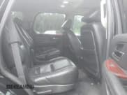 ✅ 2008 Cadillac Escalade • VIN: 1GYEC638X8R132914 • Lot: 42743713. Wystawiony na IAAI z przebiegiem 231 802 mil. Bezpłatny archiwum sprzedaży aukcyjnych z USA i szczegółowy raport historii pojazdu na DreamBid. Zdjęcie 8.