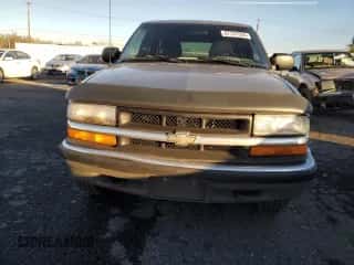 ✅ 2001 Chevrolet Blazer LT • VIN: 1GNDT13W512119786 • Lot: 87757555. Listed on Copart with 121,845 mi miles. Access the free auction sales archive from the USA and view a detailed vehicle history report at DreamBid. Image 5.