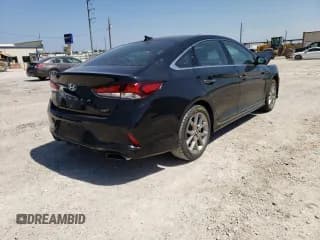 ✅ 2019 Hyundai Sonata Limited • VIN: 5NPE34AB9KH731343 • Лот: 48042352. Опубликован ранее на Copart с пробегом 15 842 миль. Бесплатный доступ к архиву аукционных продаж из США и подробный отчёт об истории автомобиля на DreamBid. Изображение 4.