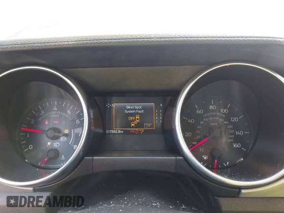 ✅ 2022 Ford Mustang GT Premium • VIN: 1FA6P8CF1N5137713 • Lot: 43262122. Listed on IAAI with 7,552 mi. Free auction sales archive from the USA and detailed vehicle history report at DreamBid. Image 7.