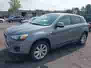 2013 Mitsubishi Outlander ES z VIN 4A4AR3AU8DE011083, wystawiony jako IAAI lot #43124485 z przebiegiem 90 264 mil mil oraz . Historia ofert i sprzedaży dostępna na DreamBid. Obrazek 2.