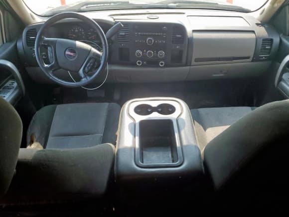 ✅ 2009 GMC Sierra 1500 SL • VIN: 1GTEC19C69Z293931 • Лот: 80695585. Опубликован ранее на Copart с пробегом 124 205 миль. Бесплатный доступ к архиву аукционных продаж из США и подробный отчёт об истории автомобиля на DreamBid. Изображение 8.