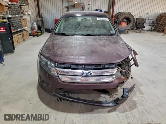 ✅ 2011 Ford Fusion S • VIN: 3FAHP0GAXBR260203 • Лот: 93601985. Опубликован ранее на Copart с пробегом 215 661 миль. Бесплатный доступ к архиву аукционных продаж из США и подробный отчёт об истории автомобиля на DreamBid. Изображение 5.