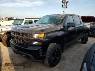 ✅ 2020 Chevrolet Silverado 1500 Custom Trail Boss • VIN: 1GCPYCEF7LZ270428 • Lot: 74544064. Wystawiony na Copart z przebiegiem 55 568 mil. Bezpłatny archiwum sprzedaży aukcyjnych z USA i szczegółowy raport historii pojazdu na DreamBid. Zdjęcie 1.