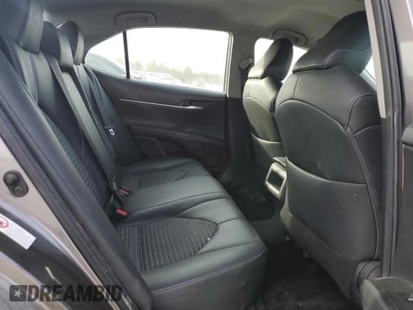 ✅ 2019 Toyota Camry SE • VIN: 4T1B11HK4KU197568 • Лот: 91145285. Опубликован ранее на Copart с пробегом 72 711 миль. Бесплатный доступ к архиву аукционных продаж из США и подробный отчёт об истории автомобиля на DreamBid. Изображение 10.