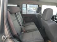 ✅ 2008 Jeep Commander Sport • VIN: 1J8HG48N68C172106 • Лот: 80186665. Опубликован ранее на Copart с пробегом 286 825 миль. Бесплатный доступ к архиву аукционных продаж из США и подробный отчёт об истории автомобиля на DreamBid. Изображение 10.