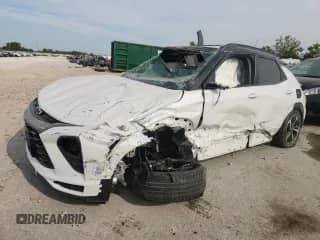 2023 Chevrolet TrailBlazer RS с VIN KL79MUSL6PB122352, выставлен на аукционе Copart как лот 80836355 с пробегом Не указан миль и Списание • Salvage title. История ставок и продаж доступна на DreamBid. Изображение 1.