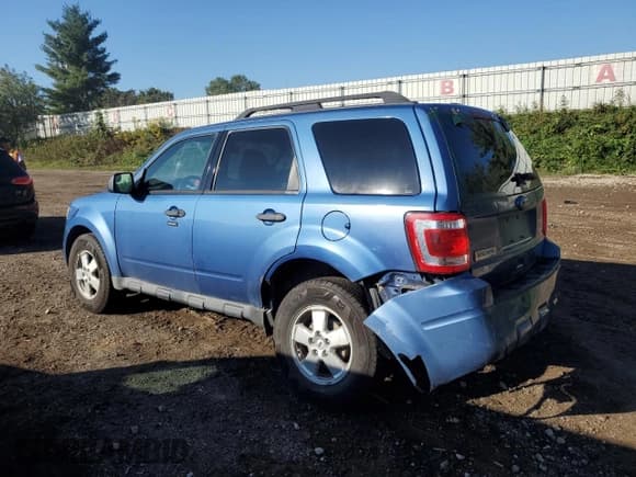 ✅ 2010 Ford Escape XLT • VIN: 1FMCU9D7XAKB87035 • Lot: 84195535. Wystawiony na Copart z przebiegiem 136 103 mil. Bezpłatny archiwum sprzedaży aukcyjnych z USA i szczegółowy raport historii pojazdu na DreamBid. Zdjęcie 2.