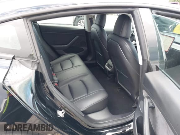 ✅ 2022 Tesla Model 3 Performance • VIN: 5YJ3E1EC4NF327145 • Лот: 43707192. Опубликован ранее на IAAI с пробегом 25 310 миль. Бесплатный доступ к архиву аукционных продаж из США и подробный отчёт об истории автомобиля на DreamBid. Изображение 8.