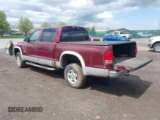 ✅ 2002 Dodge Dakota • VIN: 1B7HG48X92S626936 • Lot: 42192429. Wystawiony na IAAI z przebiegiem 170 746 mil. Bezpłatny archiwum sprzedaży aukcyjnych z USA i szczegółowy raport historii pojazdu na DreamBid. Zdjęcie 3.