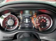 ✅ 2023 Dodge Challenger GT • VIN: 2C3CDZKG6PH609944 • Lot: 57472745. Wystawiony na Copart z przebiegiem 21 942 mil. Bezpłatny archiwum sprzedaży aukcyjnych z USA i szczegółowy raport historii pojazdu na DreamBid. Zdjęcie 9.