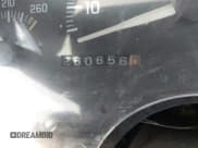 ✅ 1994 Chevrolet Silverado 1500 • VIN: 2GCEC19ZXR1282864 • Lot: 43584766. Wystawiony na IAAI z przebiegiem 260 656 mil. Bezpłatny archiwum sprzedaży aukcyjnych z USA i szczegółowy raport historii pojazdu na DreamBid. Zdjęcie 14.