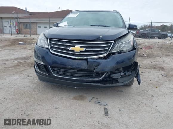 ✅ 2016 Chevrolet Traverse LT • VIN: 1GNKRGKD7GJ332374 • Lot: 43599056. Wystawiony na IAAI z przebiegiem 126 237 mil. Bezpłatny archiwum sprzedaży aukcyjnych z USA i szczegółowy raport historii pojazdu na DreamBid. Zdjęcie 6.