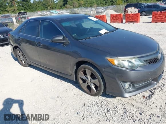 ✅ 2014 Toyota Camry SE • VIN: 4T1BK1FK7EU537638 • Лот: 43148962. Опубликован ранее на IAAI с пробегом Не указан. Бесплатный доступ к архиву аукционных продаж из США и подробный отчёт об истории автомобиля на DreamBid. Изображение 1.