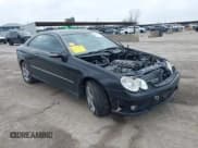 ✅ 2006 Mercedes-Benz CLK 500 • VIN: WDBTJ75J96F197369 • Лот: 41513020. Опубликован ранее на IAAI с пробегом 136 874 миль. Бесплатный доступ к архиву аукционных продаж из США и подробный отчёт об истории автомобиля на DreamBid. Изображение 1.