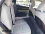 2023 Hyundai Tucson SEL Convenience z VIN KM8JFCA13PU102371, wystawiony jako IAAI lot #43091499 z przebiegiem 17 158 mil mil oraz . Historia ofert i sprzedaży dostępna na DreamBid. Obrazek 8.