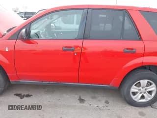 ✅ 2006 Saturn VUE • VIN: 5GZCZ33D56S800565 • Lot: 41717849. Wystawiony na IAAI z przebiegiem 177 820 mil. Bezpłatny archiwum sprzedaży aukcyjnych z USA i szczegółowy raport historii pojazdu na DreamBid. Zdjęcie 6.