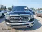 2020 Ram 1500 Big Horn z VIN 1C6SRFFT8LN201310, wystawiony jako IAAI lot #43125240 z przebiegiem 83 796 mil mil oraz . Historia ofert i sprzedaży dostępna na DreamBid. Obrazek 12.