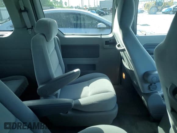✅ 2004 Ford Freestar SES • VIN: 2FMZA57674BA47165 • Лот: 85923805. Опубликован ранее на Copart с пробегом 61 447 миль. Бесплатный доступ к архиву аукционных продаж из США и подробный отчёт об истории автомобиля на DreamBid. Изображение 11.