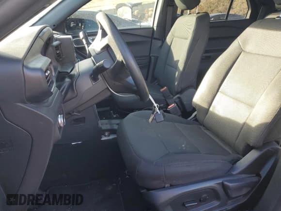 ✅ 2020 Ford Police Interceptor Utility • VIN: 1FM5K8AC3LGB23824 • Лот: 92033965. Опубликован ранее на Copart с пробегом 104 974 миль. Бесплатный доступ к архиву аукционных продаж из США и подробный отчёт об истории автомобиля на DreamBid. Изображение 7.